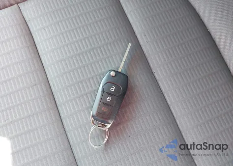 2020 Ford Escape S z USA, uszkodzony, nr VIN 1FMCU9F66LUA66210